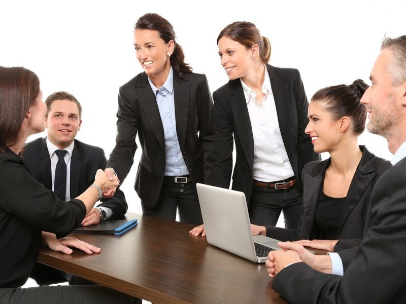 Les avantages des cadeaux d’entreprise pour les ressources humaines